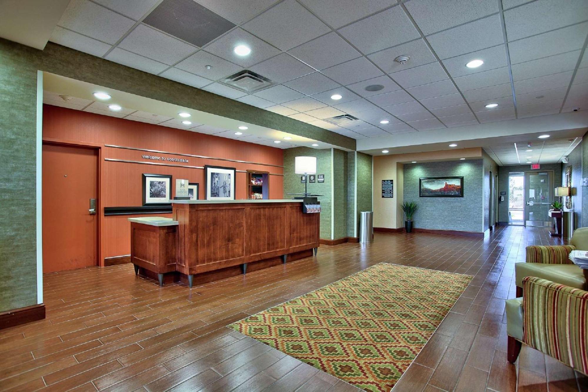 Hampton Inn & Suites Scottsdale At Talking Stick Exterior foto